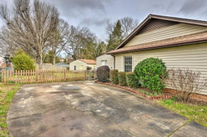 Cozy Home with Fenced Yard Less Than 1 Mi Downtown Matthews!